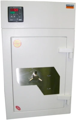 Сейф холодильник Valberg TS-3/25 KL